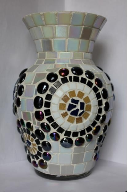 9 Colorful Diy Mosaic Vases